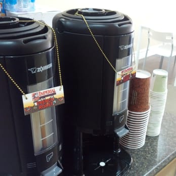 Yummi Café Laundromat - Delicious coffee, snacks and sweets for all. - Laundromat Near Me - Toronto, Ontario Yummi Café Laundromat - Delicious coffee, snacks and sweets for all. - Laundromat Near Me - Toronto, Ontario