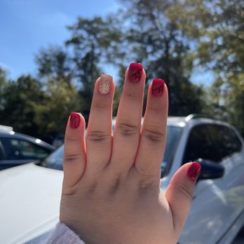 Phenomenails - Burgundy and gold glitter dipped nails. - Nail Salons Near Me - Spring, Texas