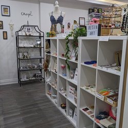 Maker's Market - Maker's Market interior