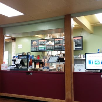 Lighthouse Drive In - Nice little resturant! - New American Near Me - Aberdeen, Washington Lighthouse Drive In - Nice little resturant! - New American Near Me - Aberdeen, Washington