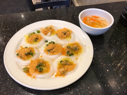 Pho Linh by null