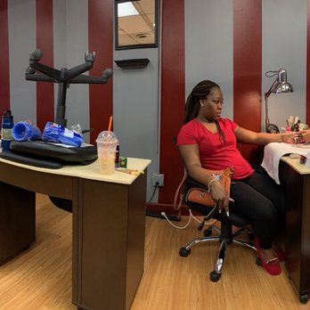 Sittin Pretty Nail Salon - Nice place - Nail Salons Near Me - Chicago, Illinois Sittin Pretty Nail Salon - Nice place - Nail Salons Near Me - Chicago, Illinois