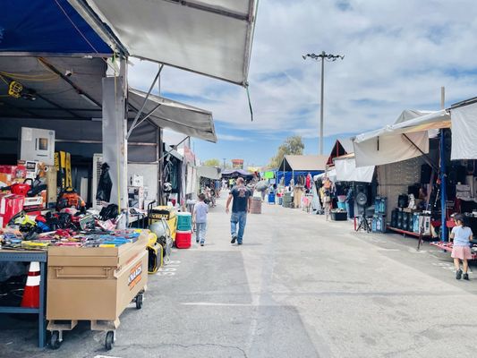 Broadacres Marketplace by null