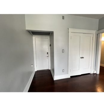 WestStar Property Management - Entryway once again, spotless! - Property Management Near Me - Gardena, California WestStar Property Management - Entryway once again, spotless! - Property Management Near Me - Gardena, California