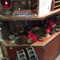 S.O.S. ANTIQUES - Inside SOS Antiques