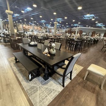 Living Spaces - Furniture Stores Near Me - San Diego, California