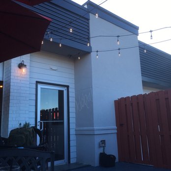 BowTie Barbecue - Southern Near Me - Savannah, Georgia