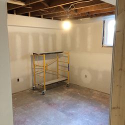 BM Reno's - Basement drywall