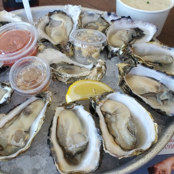Hook & Anchor - Oysters - Seafood Near Me - Costa Mesa, California Hook & Anchor - Oysters - Seafood Near Me - Costa Mesa, California