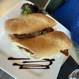 Le Turkey BLT