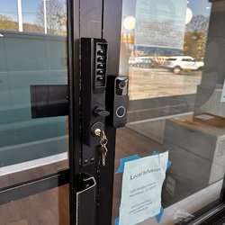 Amity Safe & Lock