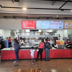 Buddy’s Burgers - Front Counter