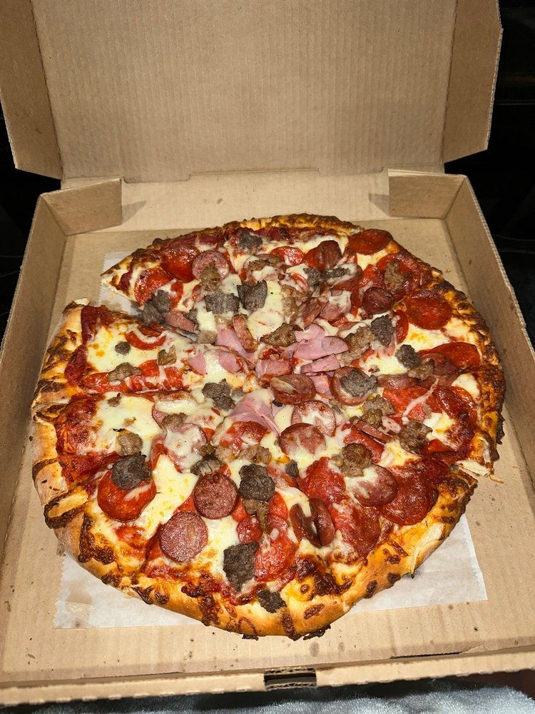 Social spots from Flying Pie Pizzaria