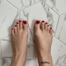 Creative Nails Salon