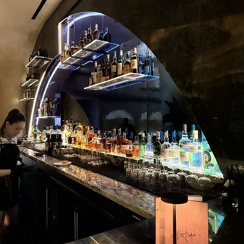 De Fortune - Bar - Cocktail Bars Near Me - Houston, Texas