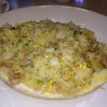 Leisure Cafe - Pineapple chicken fried rice - Cantonese Near Me - San Leandro, California