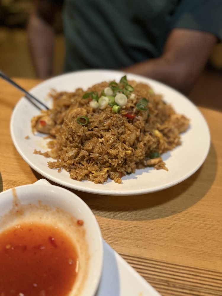 Food from Momo Mee