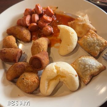 Brazilian Way - This is all we were able to get. All cold too... the only bread thing I was able to get was cold and hard as rock - Sports Bars Near Me - Charlotte, North Carolina Brazilian Way - This is all we were able to get. All cold too... the only bread thing I was able to get was cold and hard as rock - Sports Bars Near Me - Charlotte, North Carolina