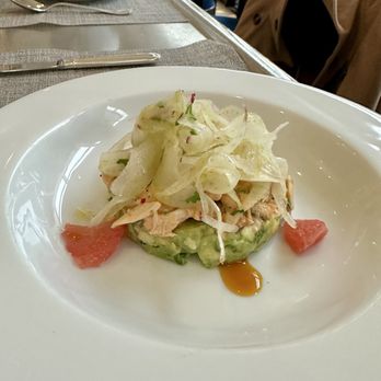 Le Bilboquet - Le Crabe Avocat et Salade de Fenouil - French Near Me - Atlanta, Georgia Le Bilboquet - Le Crabe Avocat et Salade de Fenouil - French Near Me - Atlanta, Georgia