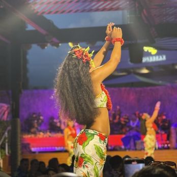 Paina Waikiki Luau - Polynesian Near Me - Honolulu, Hawaii