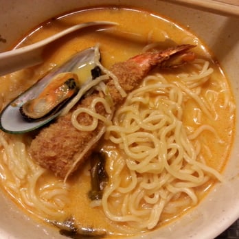Ajisen Ramen - Tom Yum Deep Fried Seafood Ramen takeout (plate belongs to Rao) - Ramen Near Me - Toronto, Ontario Ajisen Ramen - Tom Yum Deep Fried Seafood Ramen takeout (plate belongs to Rao) - Ramen Near Me - Toronto, Ontario