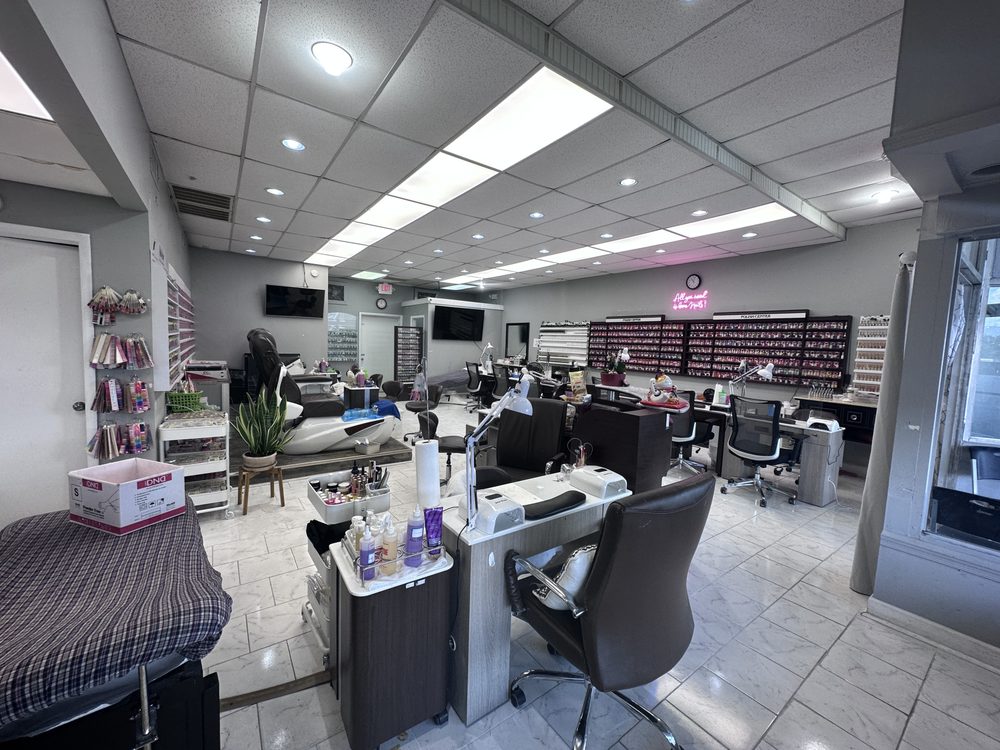 LOVELY NAILS Updated October 2024 33 Photos 768 Black Horse Pike, Pleasantville, New
