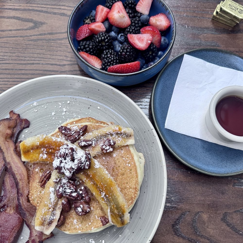 3SIXTY Bistro - Bars Near Me - Burlingame, California