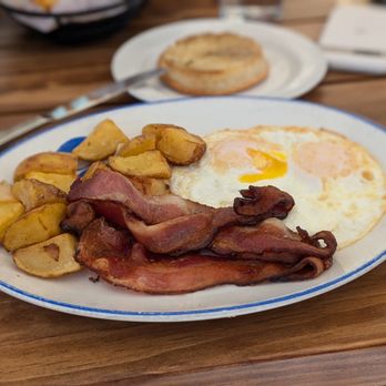 Sam's Anchor Cafe - Bacon and eggs - Seafood Near Me - Tiburon, California Sam's Anchor Cafe - Bacon and eggs - Seafood Near Me - Tiburon, California