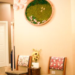 Maeve Gray Salon