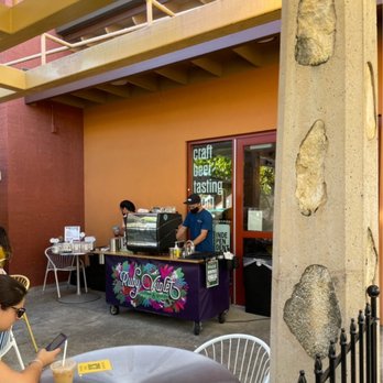 Rubyviolet - Located just outside of Empty Elle Bagels - Coffee & Tea Near Me - Honolulu, Hawaii