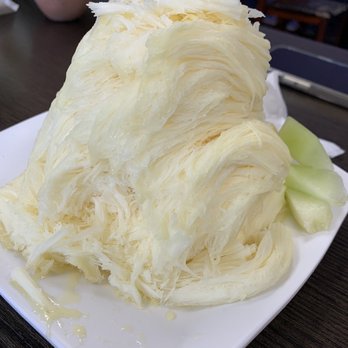 Frostcity - Lilikoi - Desserts Near Me - Honolulu, Hawaii
