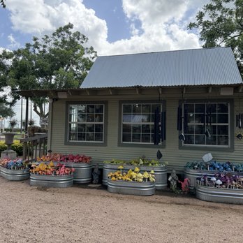 Enchanted Gardens - Entrance to the shop - Nurseries & Gardening Near Me - Richmond, Texas