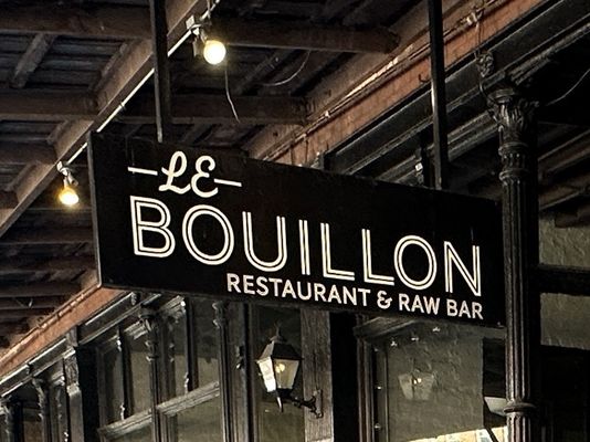 Le Bouillon by null