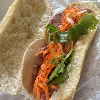 Banh Mi Che Cali - House banh mi - Vietnamese Near Me - Fullerton, California