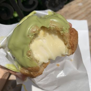 Beard Papa's - 7/8/20 inside of green tea eclair puff with vanilla cream filling - Desserts Near Me - New York, New York Beard Papa's - 7/8/20 inside of green tea eclair puff with vanilla cream filling - Desserts Near Me - New York, New York