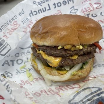 Blake's Lotaburger - "New Mexico Style" LOTA Burger - Burgers Near Me - Deming, New Mexico