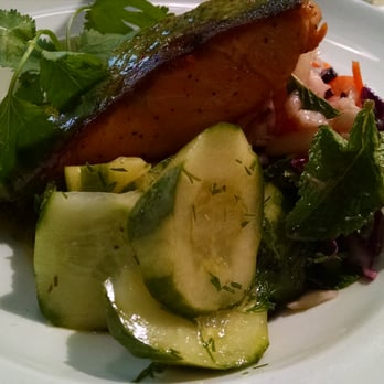 Bill's - Salmon lunch - Modern European Near Me - London, XGL Bill's - Salmon lunch - Modern European Near Me - London, XGL