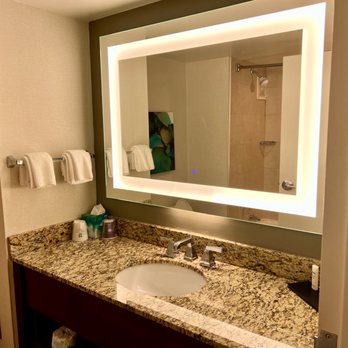 Embassy Suites by Hilton Cincinnati RiverCenter - Hotels Near Me - Covington, Kentucky