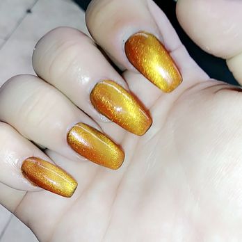 Nail Chic Spa - Gold cat eye - Nail Salons Near Me - El Cajon, California