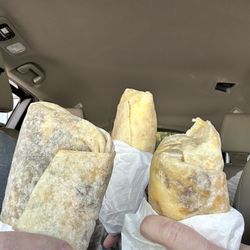 Troy's Drive In - Huge, filling and so tasty!!