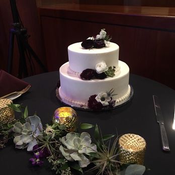 Isle Flowers - Flowers on the cake table. Angela also gave me extra flowers for my cake. - Florists Near Me Isle Flowers - Flowers on the cake table. Angela also gave me extra flowers for my cake. - Florists Near Me