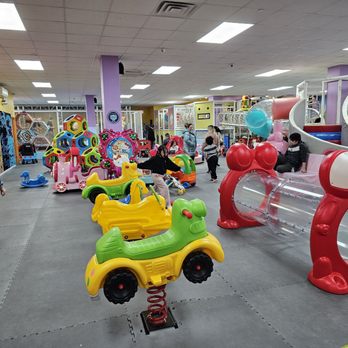 Rainbow Castle - Indoor Playcenter Near Me - Flushing, New York