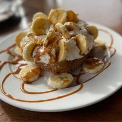 Cornish Pasty - Banoffee pie