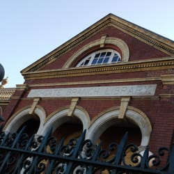 Highgate Library - Highgate Public Library (London Borough of Camden)