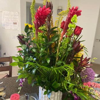 Everbloom Fresh Flowers - The back of the bouquet - Florists Near Me - San Diego, California