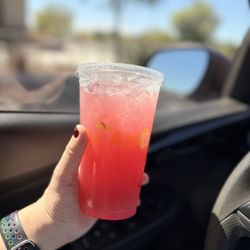 Salad and Go - Blackberry Lemonade