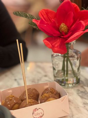 Lilys Chocolate & Coffee by null
