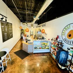 Orange Avocado Juicery