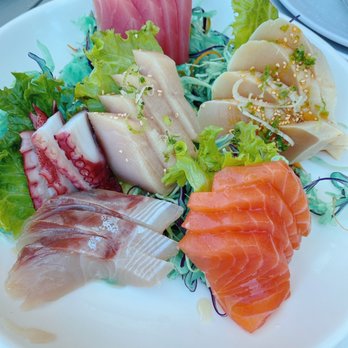 Yomama Sushi - Sushi Bars Near Me - Camarillo, California Yomama Sushi - Sushi Bars Near Me - Camarillo, California