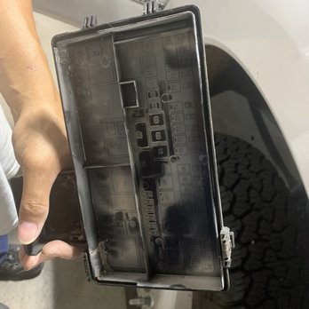 Hudiburg Ford - Fuse box covers are suppose to look like there has been combustion - Auto Repair Near Me - Wellston, Oklahoma Hudiburg Ford - Fuse box covers are suppose to look like there has been combustion - Auto Repair Near Me - Wellston, Oklahoma